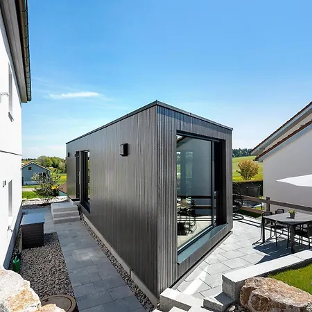 - Tiny House *